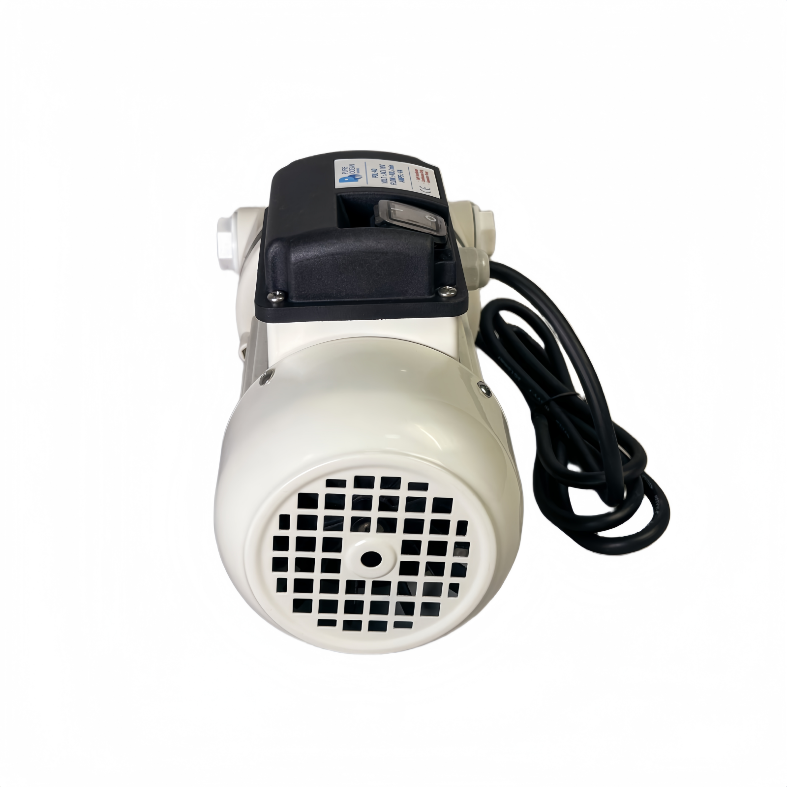 Low-Pressure Pump For Watermaker With Self-Priming